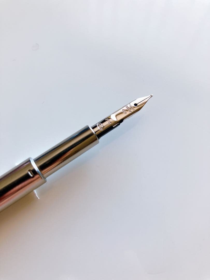 パイロット　キャップレス　ニブのみ　18k 細字