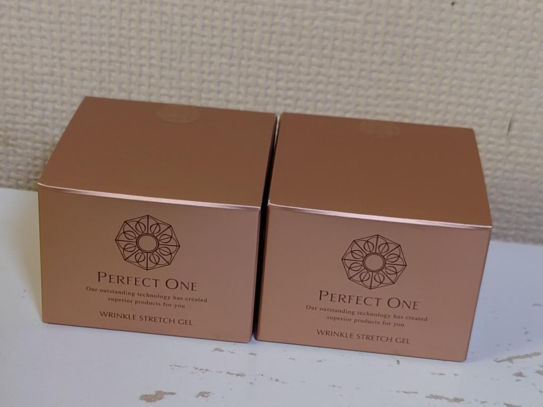 パーフェクトワン 薬用リンクルストレッチジェル 50g×2　「新旧混合」注意