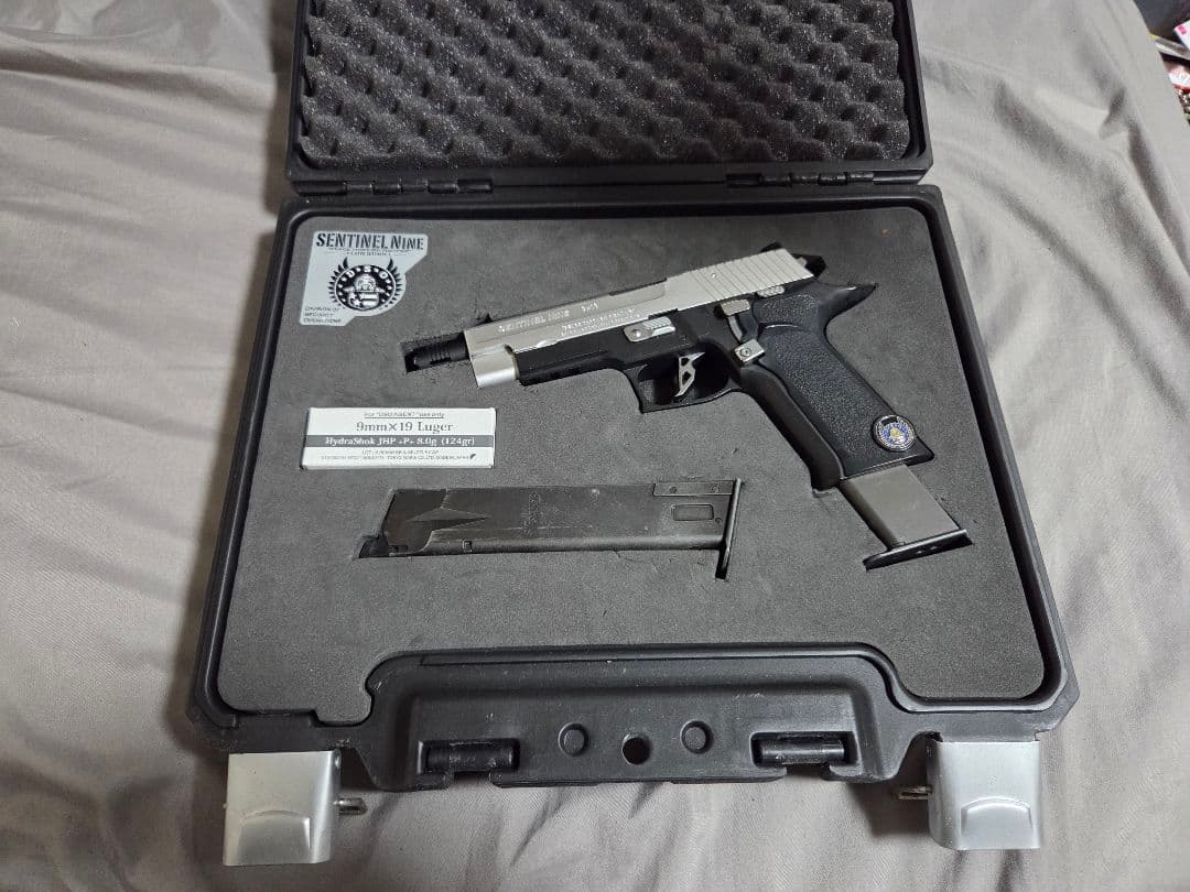 SENTINEL NINE レオンモデル ガスガン ケース付き
