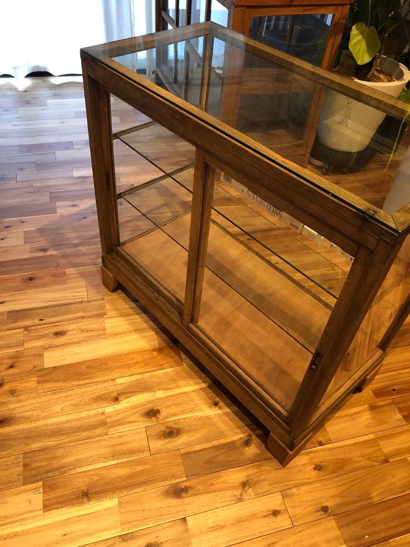 c*s様 ガラスショーケース 中型 木製 ブラウン