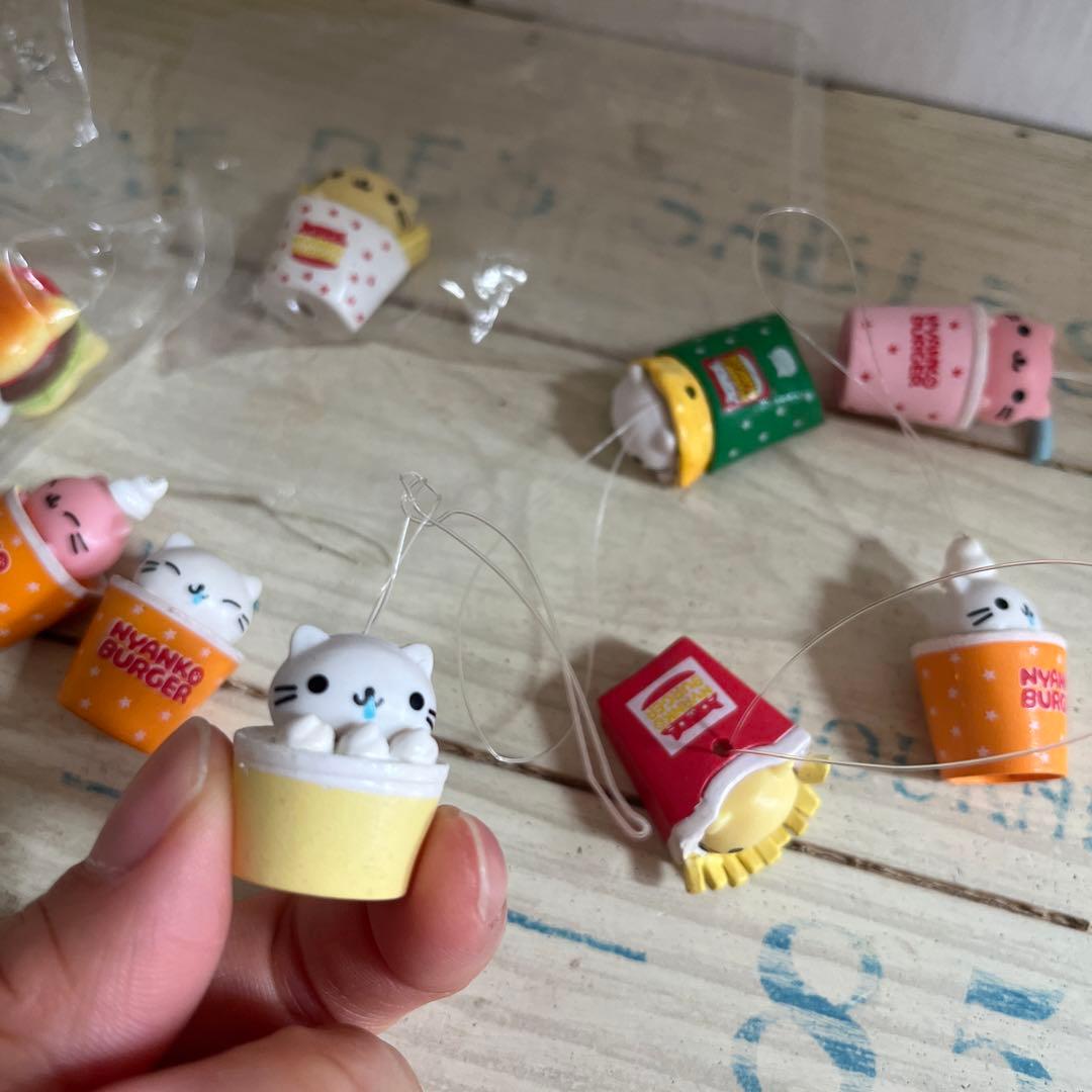 平成レトロ　にゃんにゃんにゃんこ　にゃんこバーガー　マスコット　9点セット