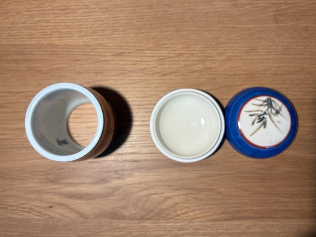 067 茶道具セット 陶器製茶碗と木箱付き