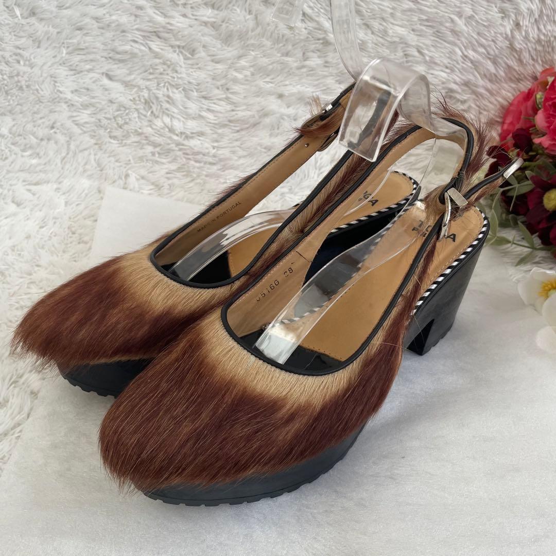 TOGA PULLA ヘアカーフサンダル　チャンキーヒール　ブラウン　38