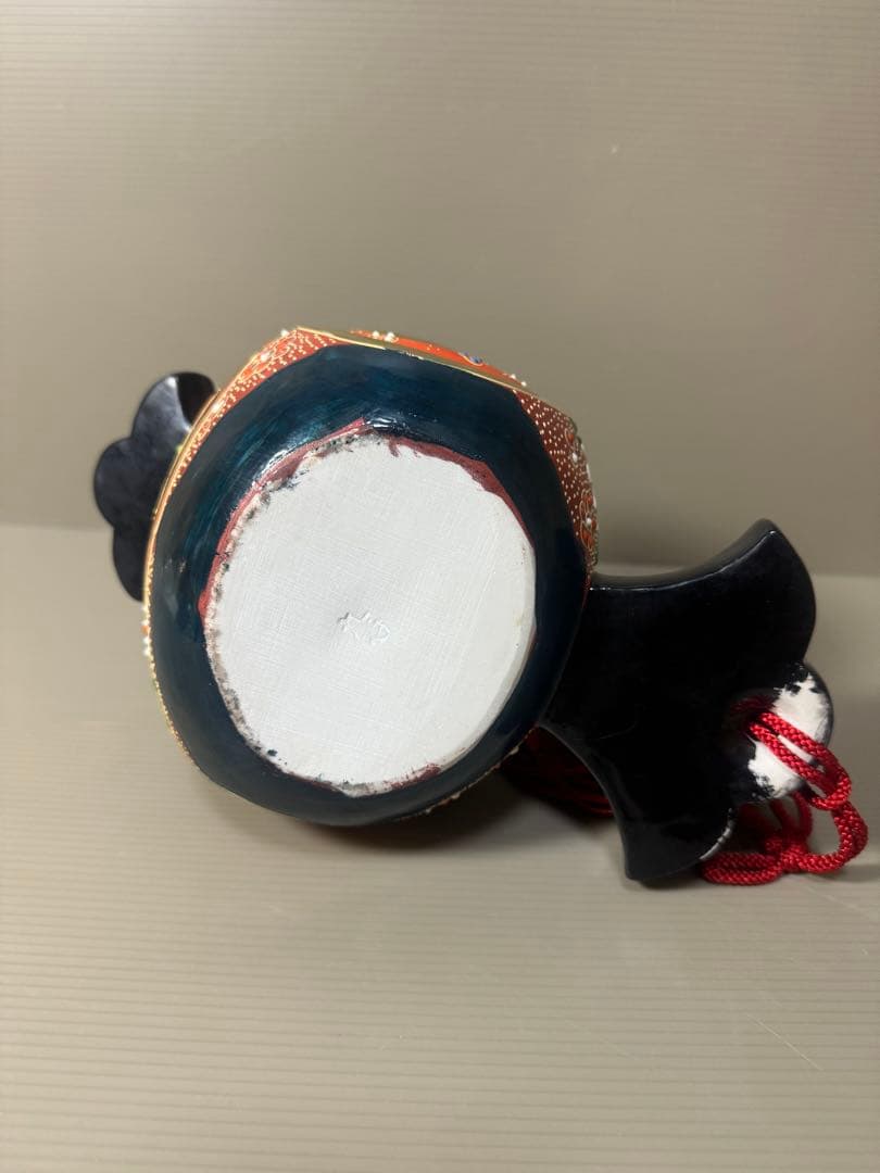 2118九谷焼 時代色絵 小槌に白ねずみ 干支置物　十二支子 縁起物　座布団付き