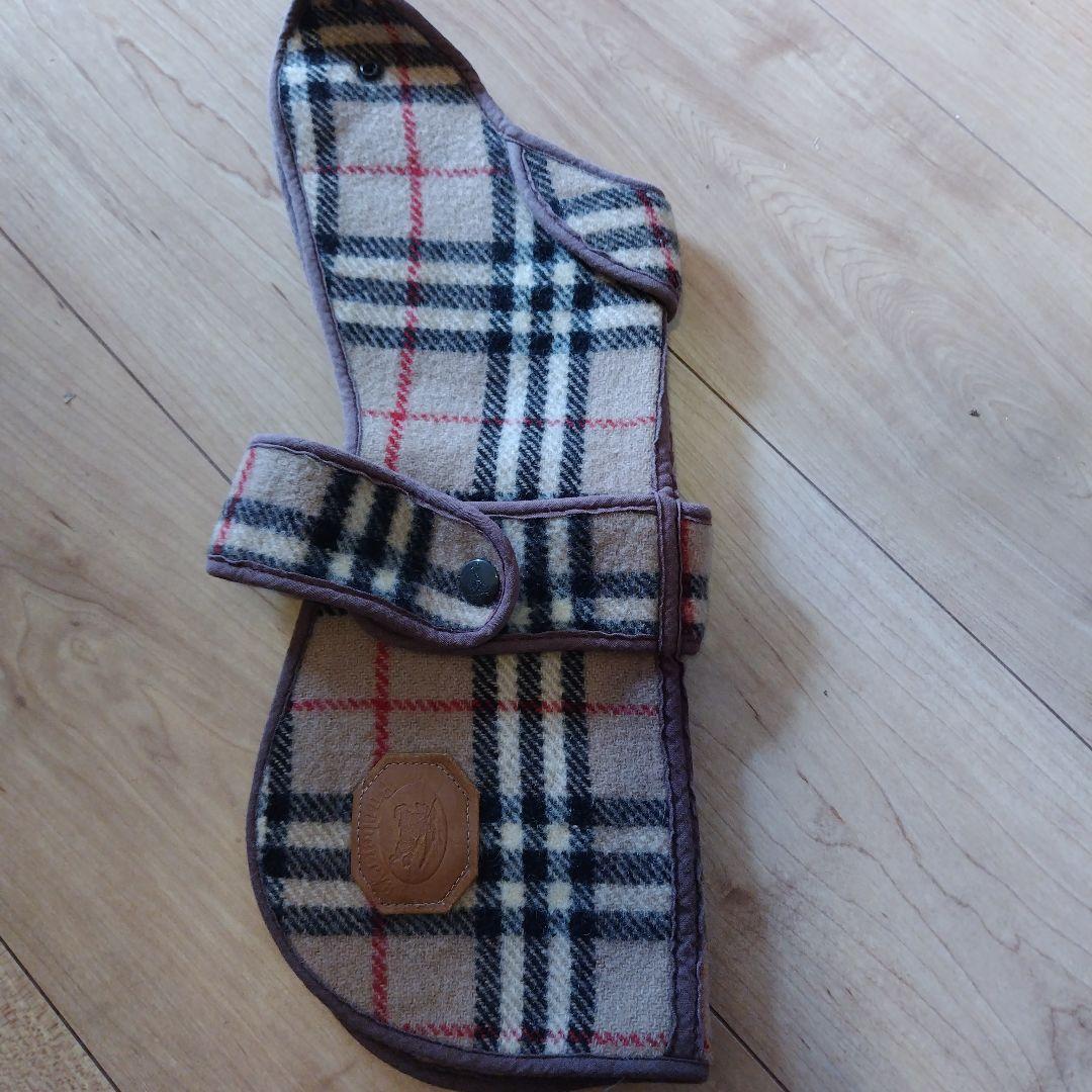 犬服　バーバリー　 ちはる