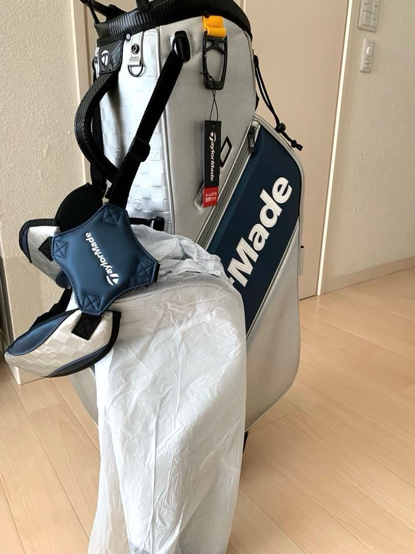 ＂ほぼ新品＂テーラーメイド　グローバルツアーモデル　スタンドバッグ