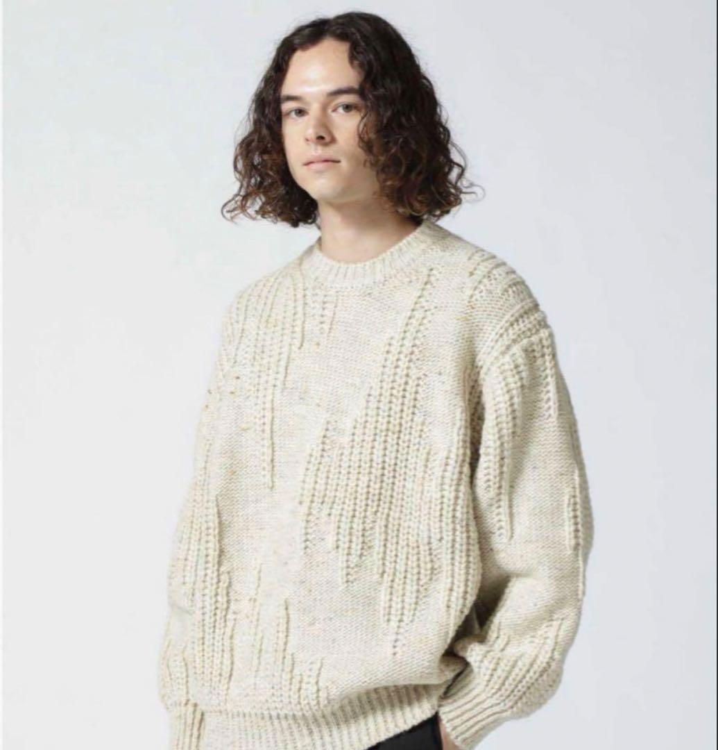 トップス YOKE IRREGULAR KNITTED CREWNECK SWEATER