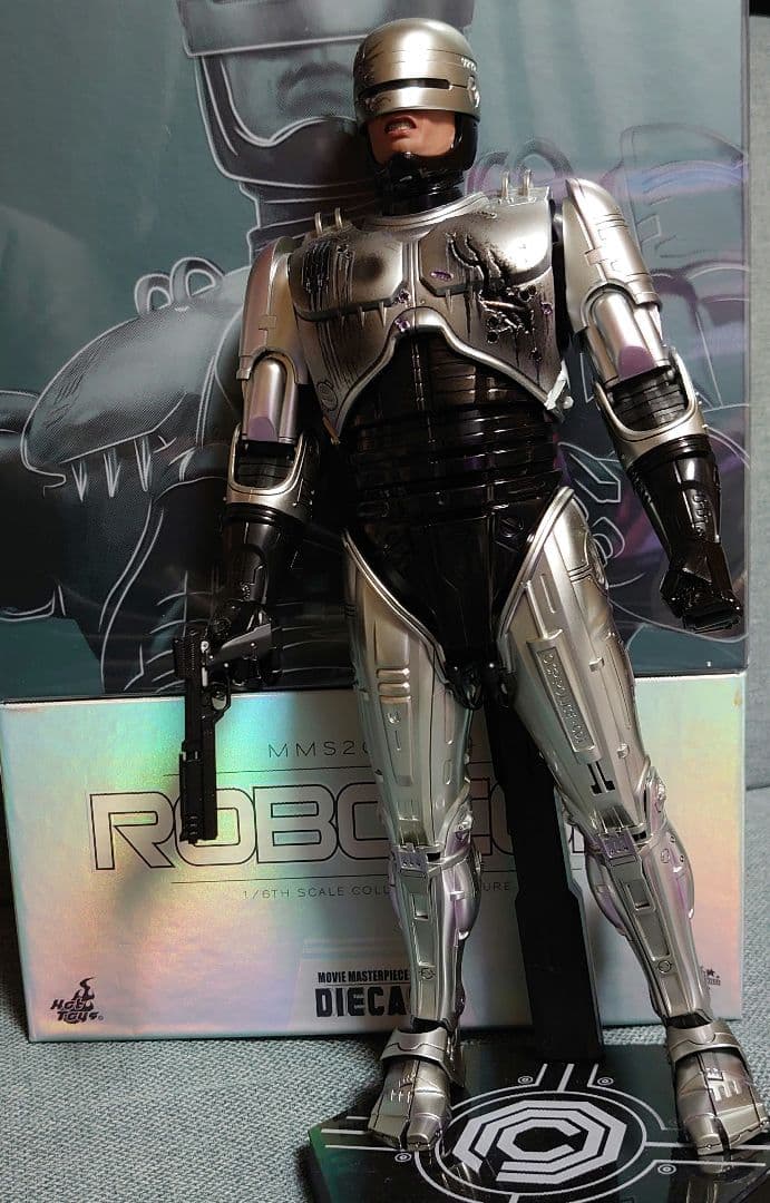 ホットトイズ ロボコップ 1/6 フィギュア