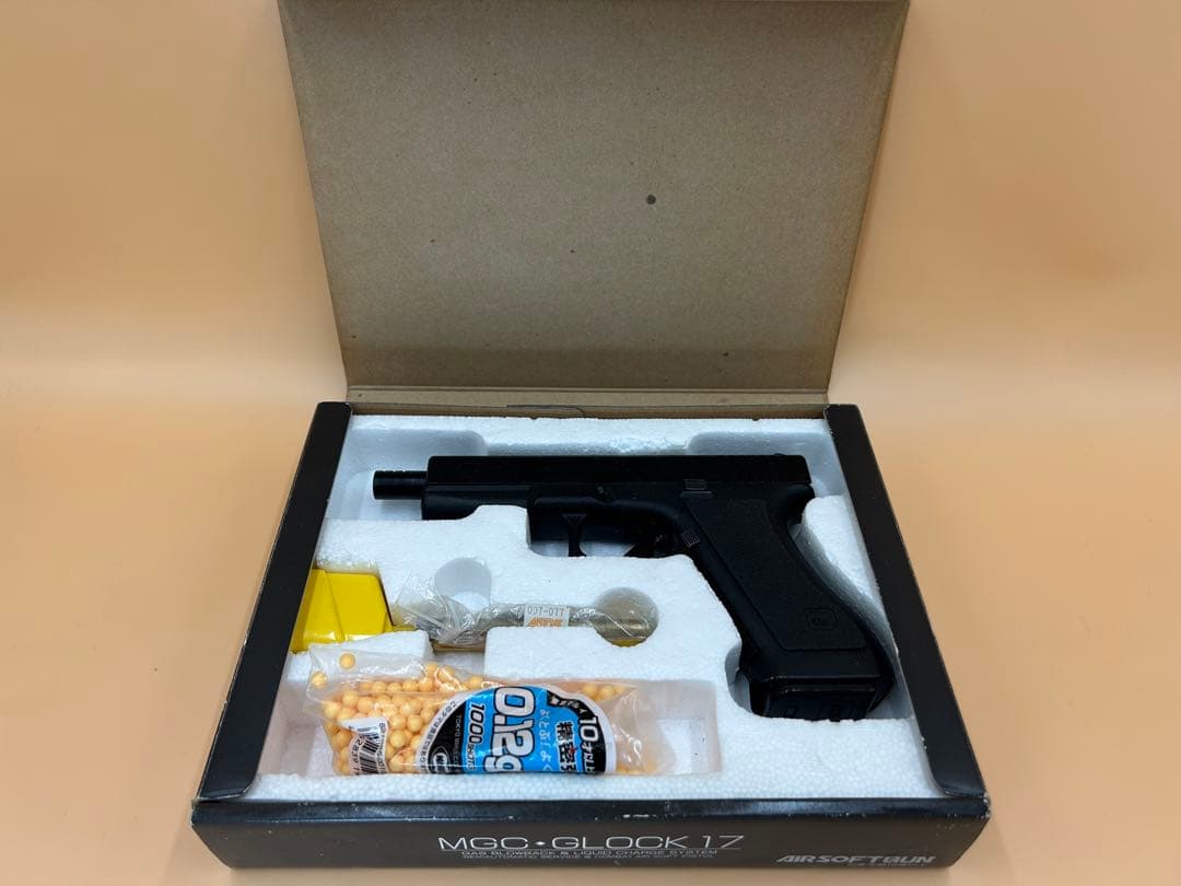 【GW限定価格】MGCグロック17(ガスブローバック)とスリットアウターバレル付