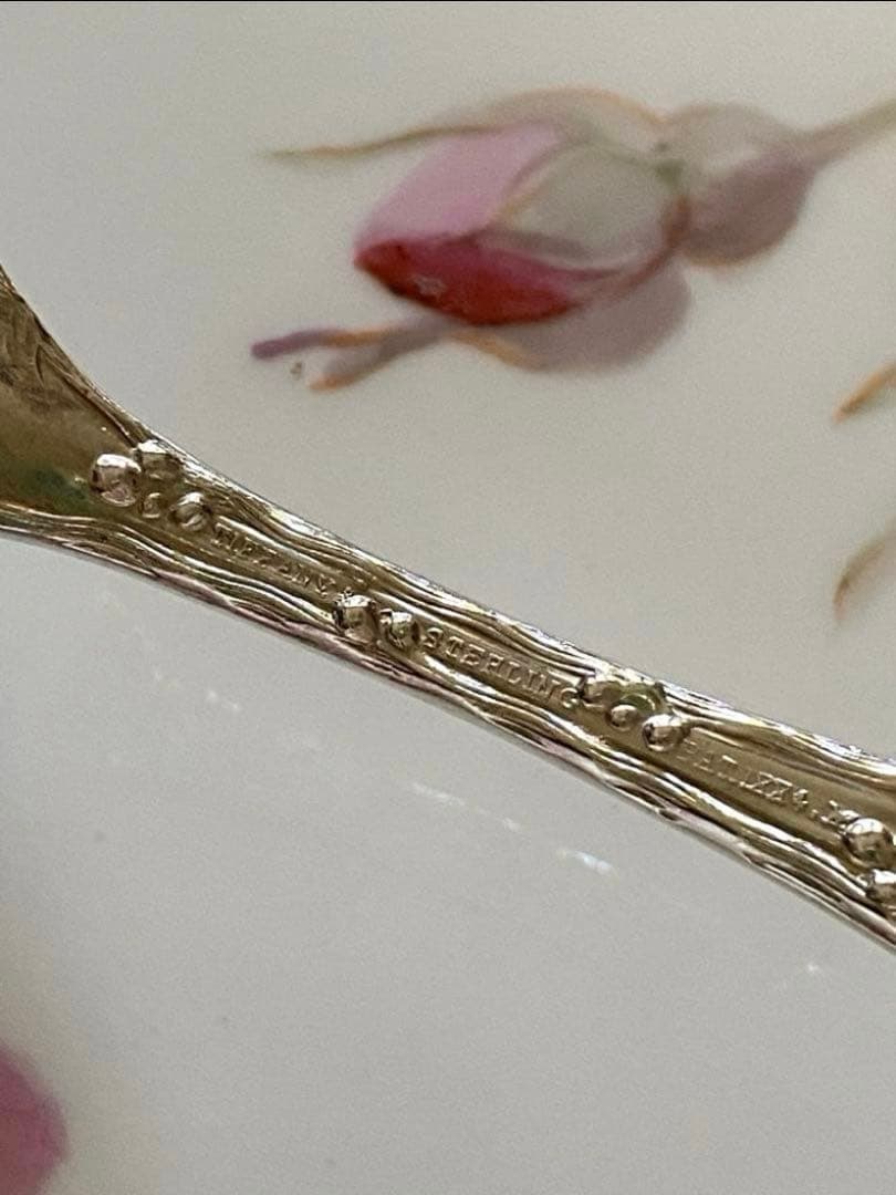 【米国】純銀 スターリングシルバー／スプーン ３本