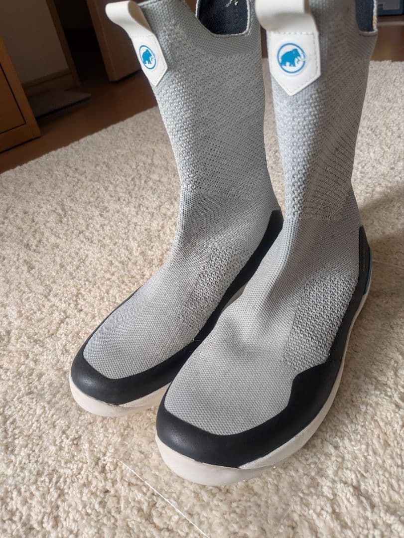 マムート 防寒・防水　滑りにくいミシュランソールレディースブーツ 24.5㎝