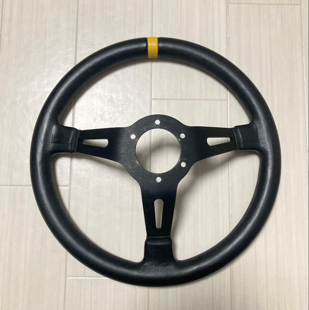 momo ステアリング MOD.08 35Φ レザー/ブラックスポーク