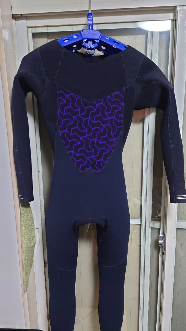 BILLABONG 新品未使用 セミドライスーツ MLサイズ ブラック