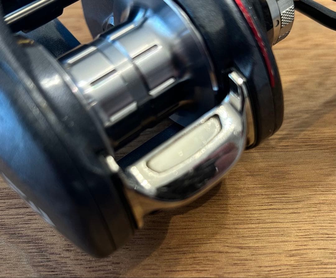 ダイワ ジリオン TW 1516 SH 7.3:1 右ハンドル