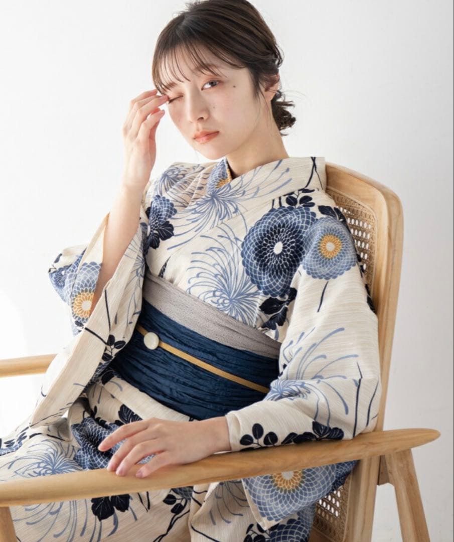 【新品】ゆかた館グレース　人気浴衣セット　浴衣＋帯＋腰紐2本＋下駄セット