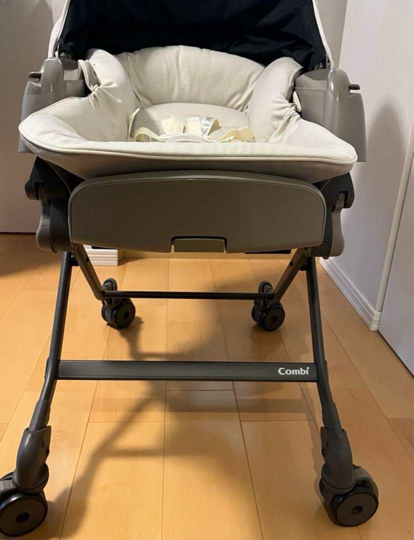 【値下げ中】Combi コンビ ホワイトレーベル ネムリラ コードレス ベージュ