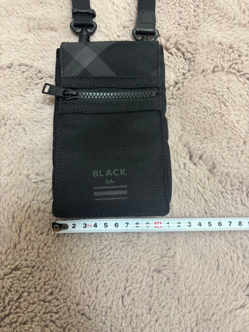 【BLACK LABEL】ブラック チェック柄 ミニショルダーバッグ　サコッシュ