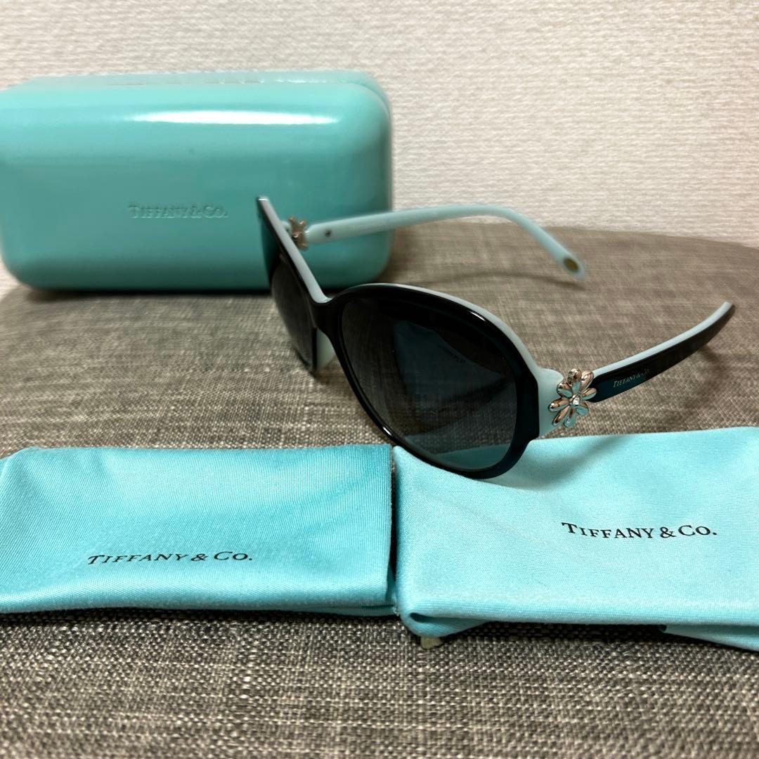 美品✨ ティファニー サングラス TF4068-B-A フラワー モチーフ