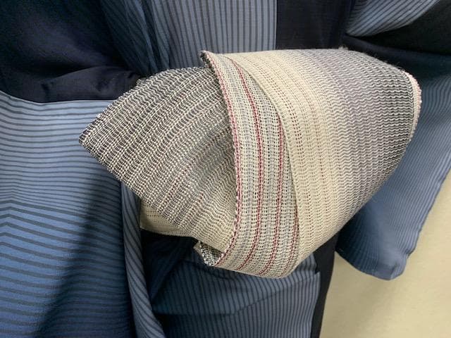 今年の仕入れ　おしゃれな大人の夏帯　 絹麻ぼかし半巾帯　夏着物浴衣に墨黒系　長尺