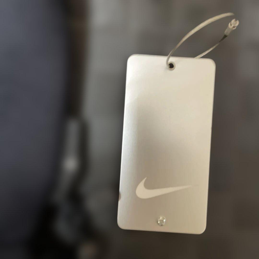 ナイキ6点セットキャディバッグボストンバッグ新品アイアンカバー新品ネームタグ付き