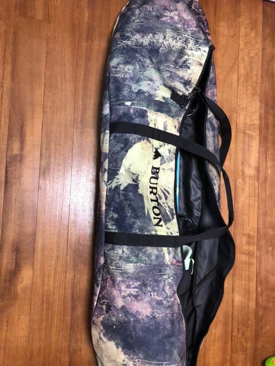 スノボー　板　ブーツ　ウェア　冬　ウィンタースポーツ　バートン