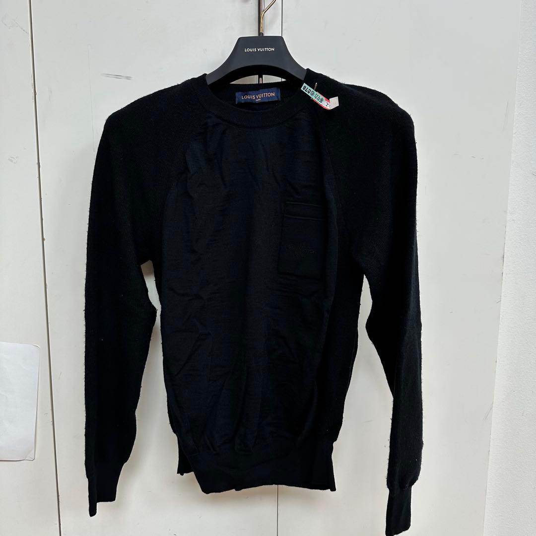 LOUIS VUITTON ブラック薄手ニットセーター