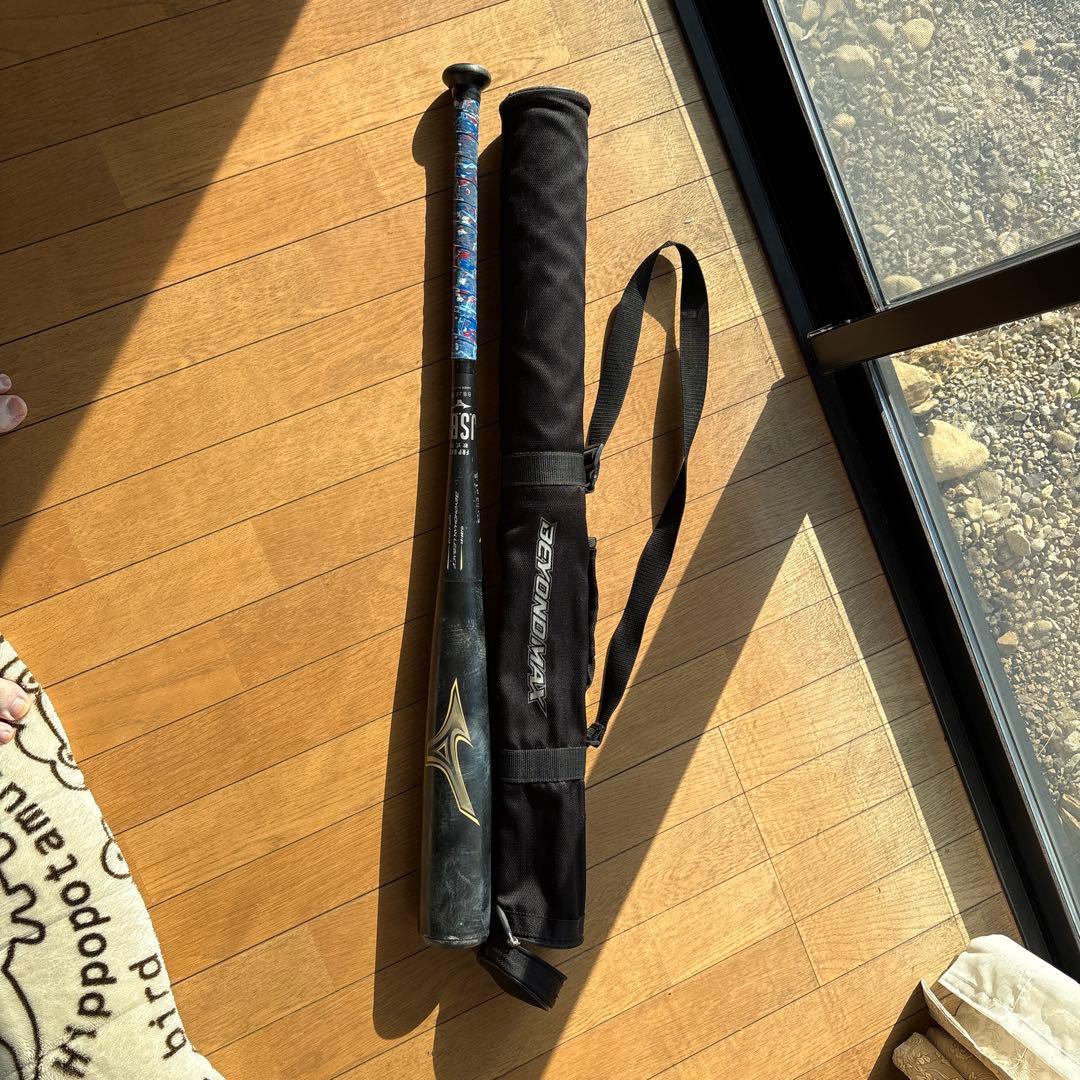 Mizuno Beyond Max Legacy 軟式バット