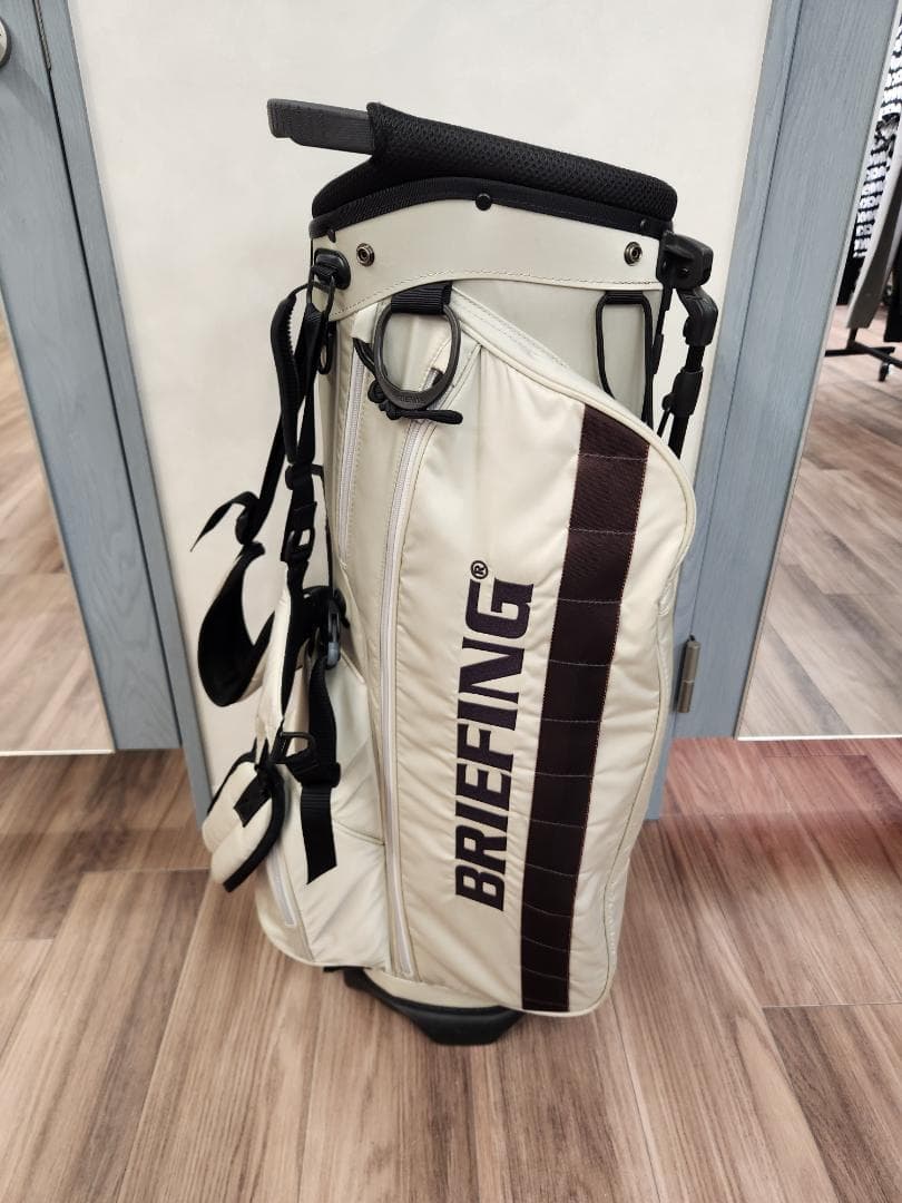 ぶりーふぃんぐーBRIEFING ホワイト キャディバッグ(中古)