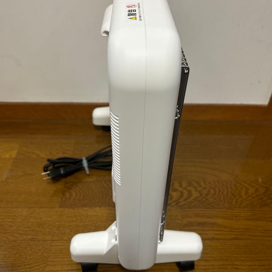 サンルミエ・エクセラ7 ホワイト　遠赤外線暖房機　N700Ｌ-GR