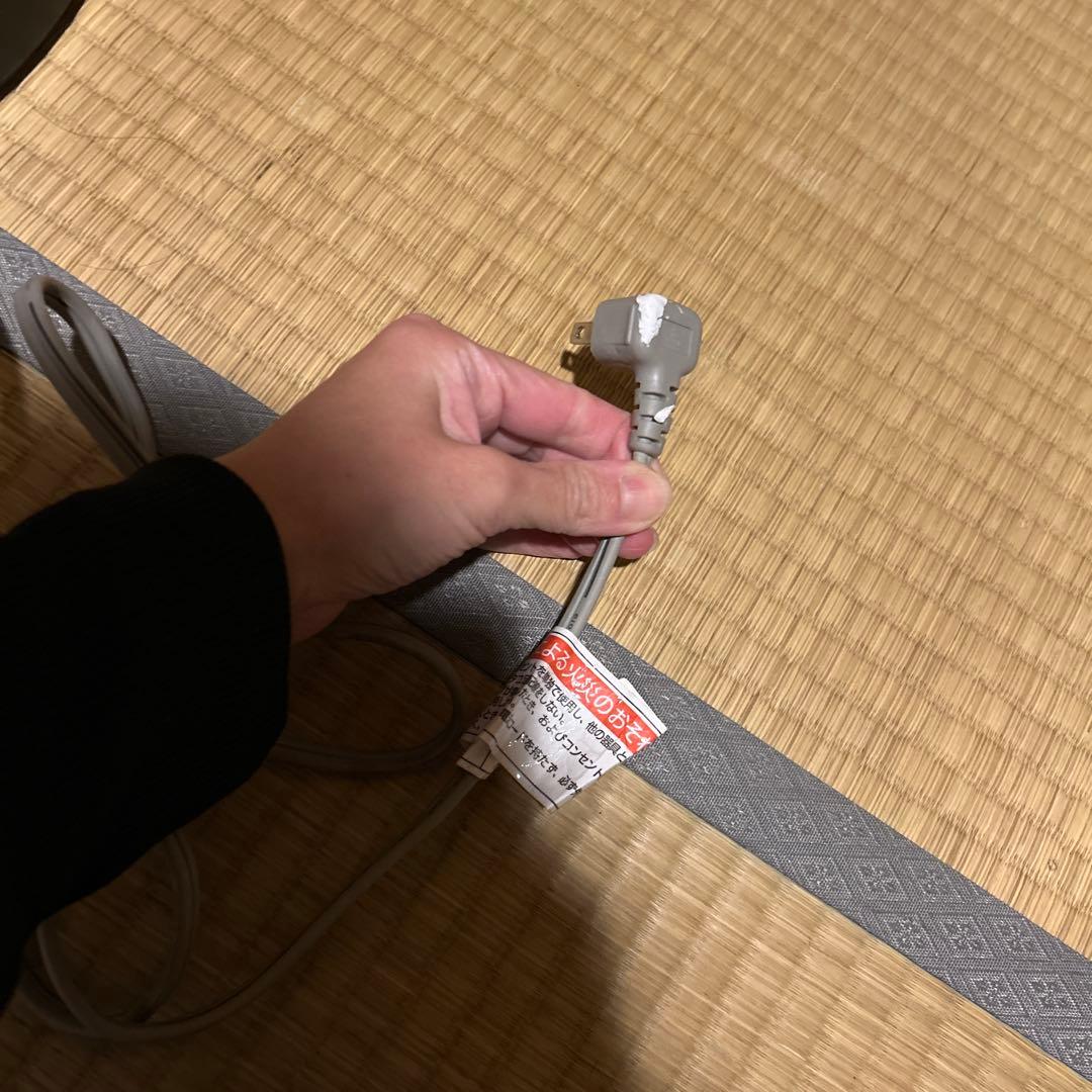 【12月16日迄】ダイキン　遠赤外線暖房機　セラムヒート　ERFT11-WS-H