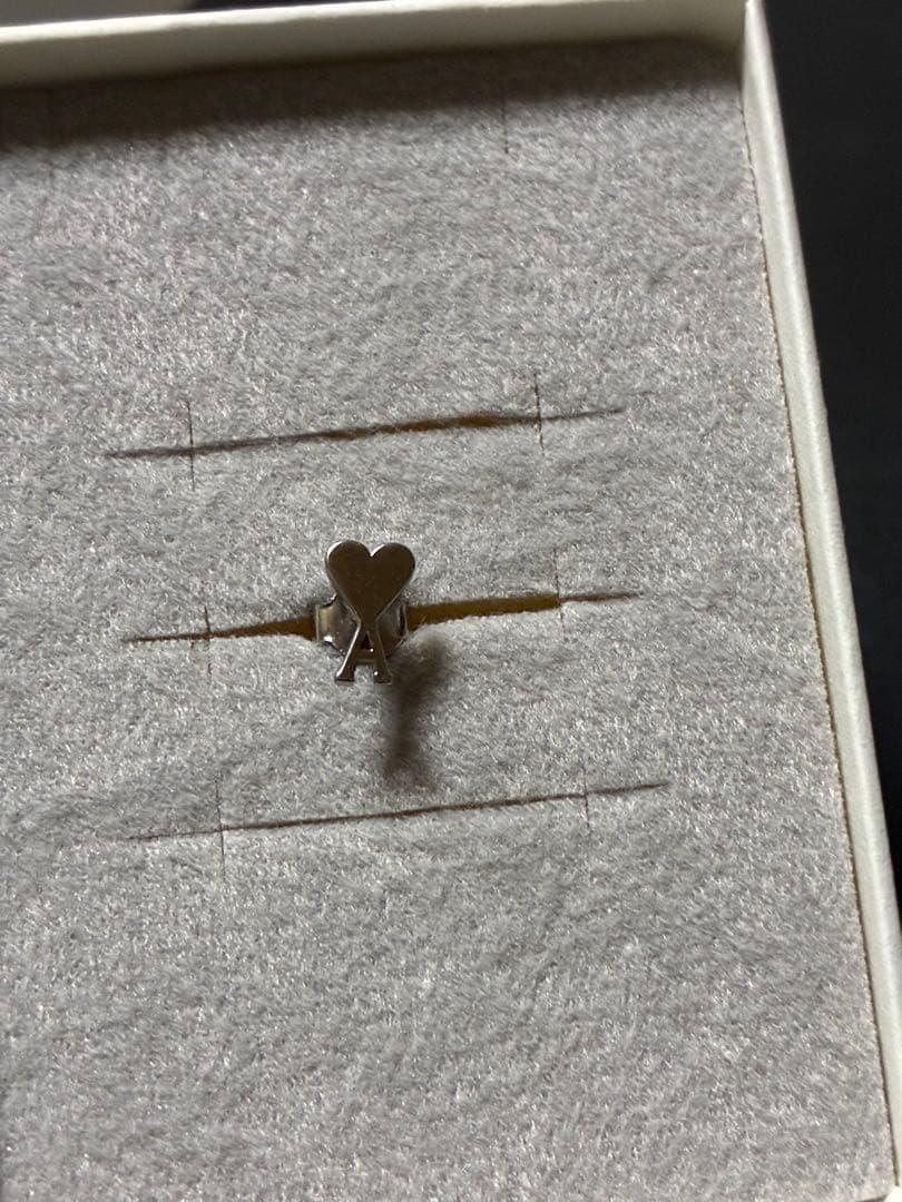 アミパリス　　片耳ピアス