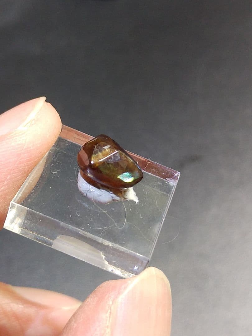 レインボーガーネット、カット石　225