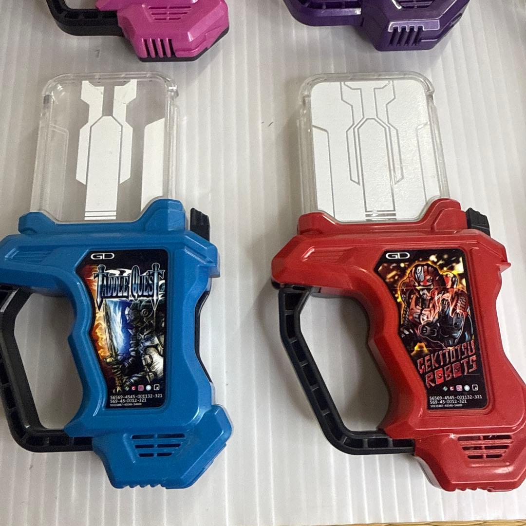 仮面ライダーエグゼイド　DXゲーマドライバー　& ガシャット　セット　♫