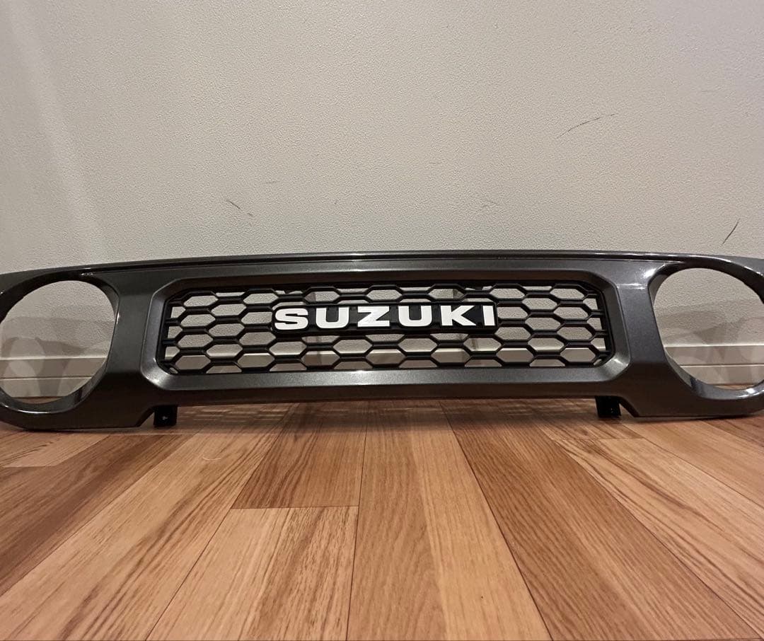★超美品★ ジムニー/シエラ　SUZUKI純正オプショングリル★