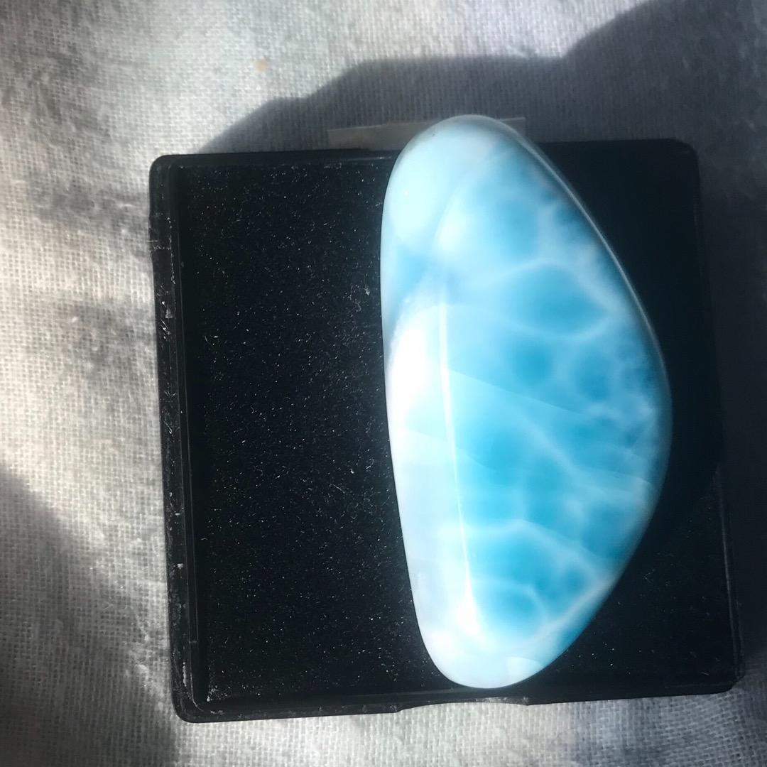 ラリマールース