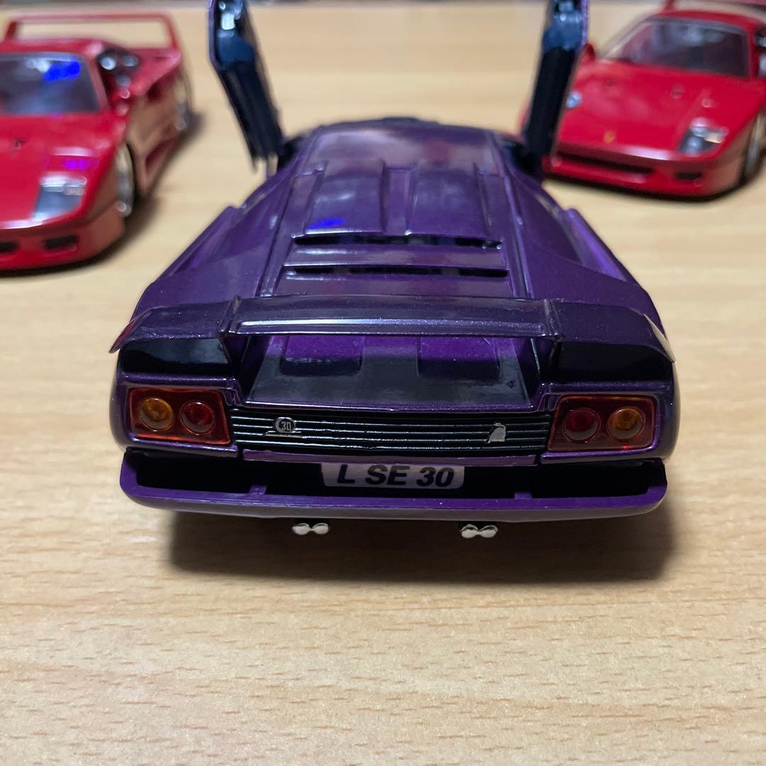 フェラーリ　1/24 ミニカー