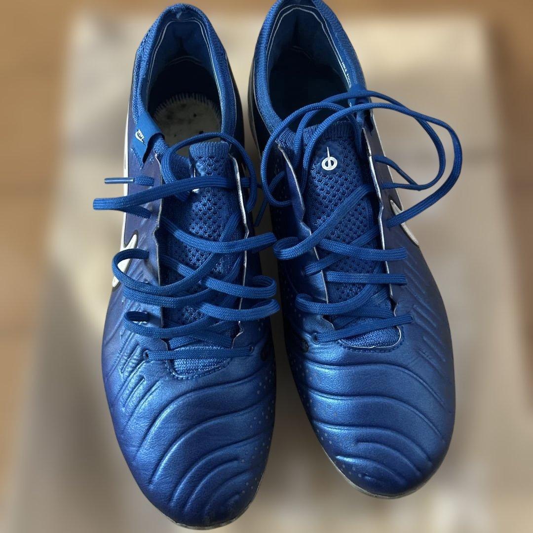 Nike Tiempo サッカー　スパイク　人工芝　柴　モデル　トップ