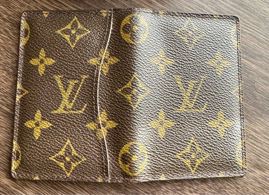 ルイヴィトン　カードケース