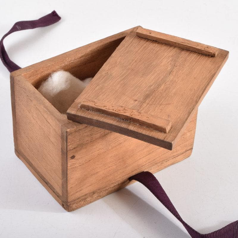 茶道具　黒漆　冠　香合　時代箱　N　8967