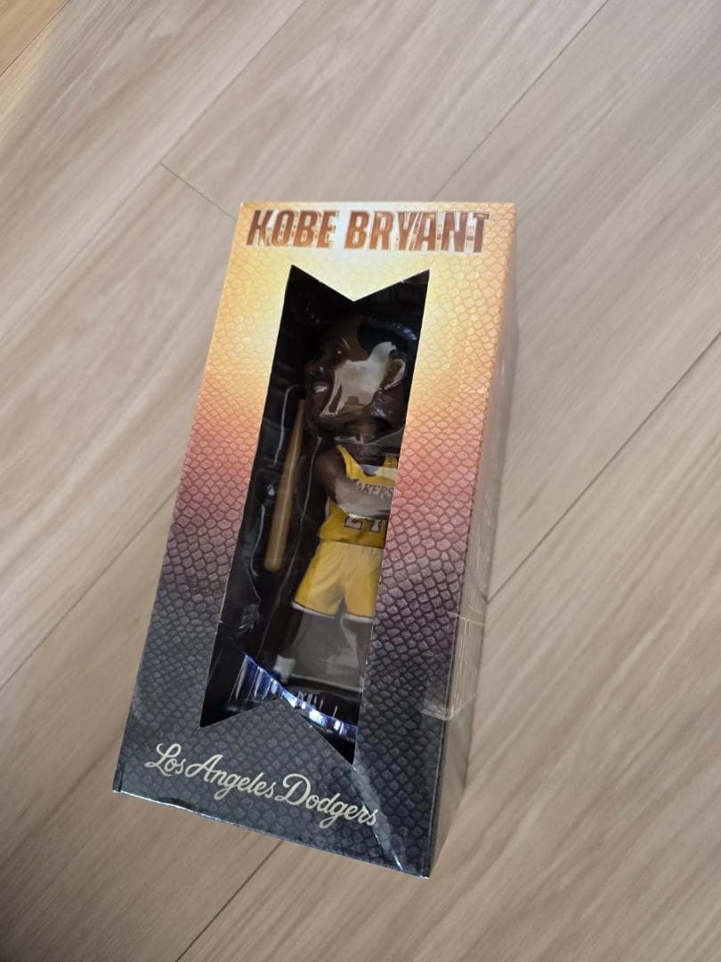 KOBE BRYANT コービー・ブライアント ボブルヘッド　ドジャース球場