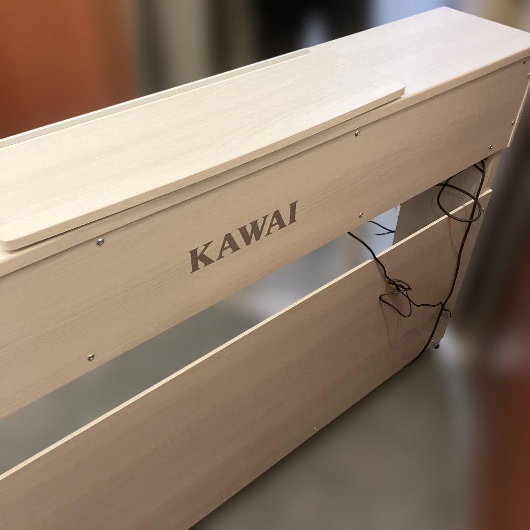 美品　KAWAI　電子ピアノCN201A　2024年10月購入品　ホワイト