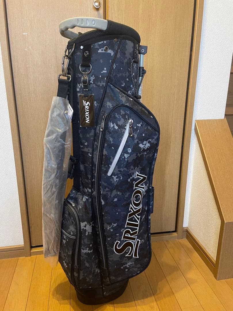 新品未使用 SRIXON スリクソンスタンド キャディバッグ迷彩 軽量カバー付き