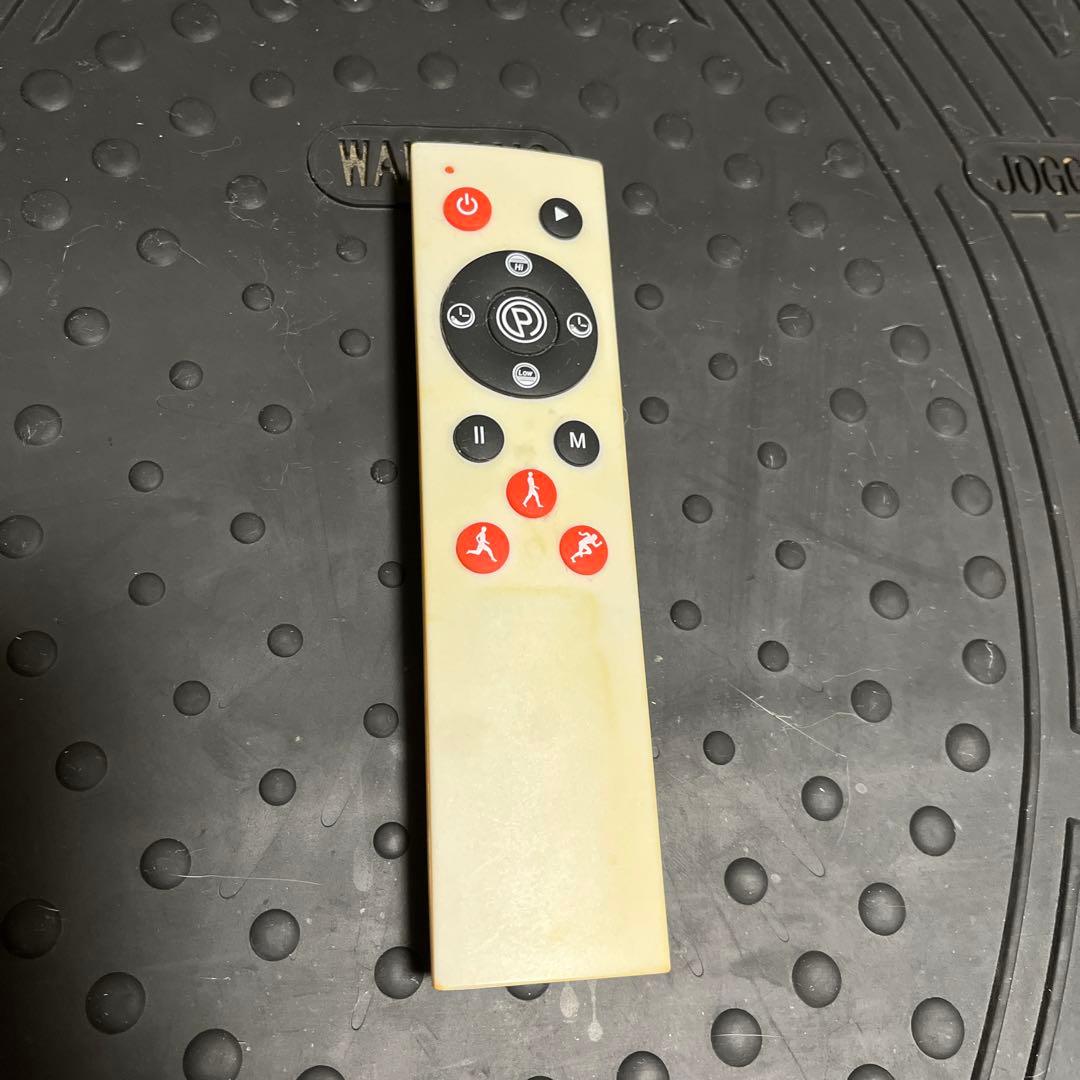 振動マシーン　ブルブル　エクササイズ　トレーニング