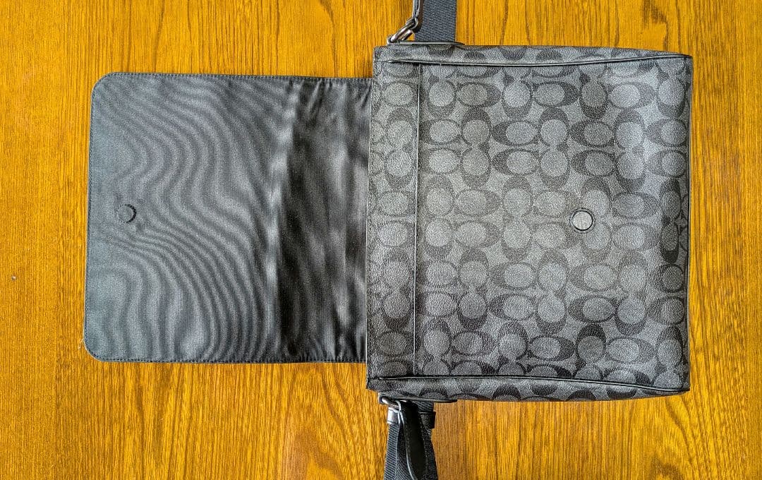 v*5様 COACH HDVOD ブラック ショルダーバッグ