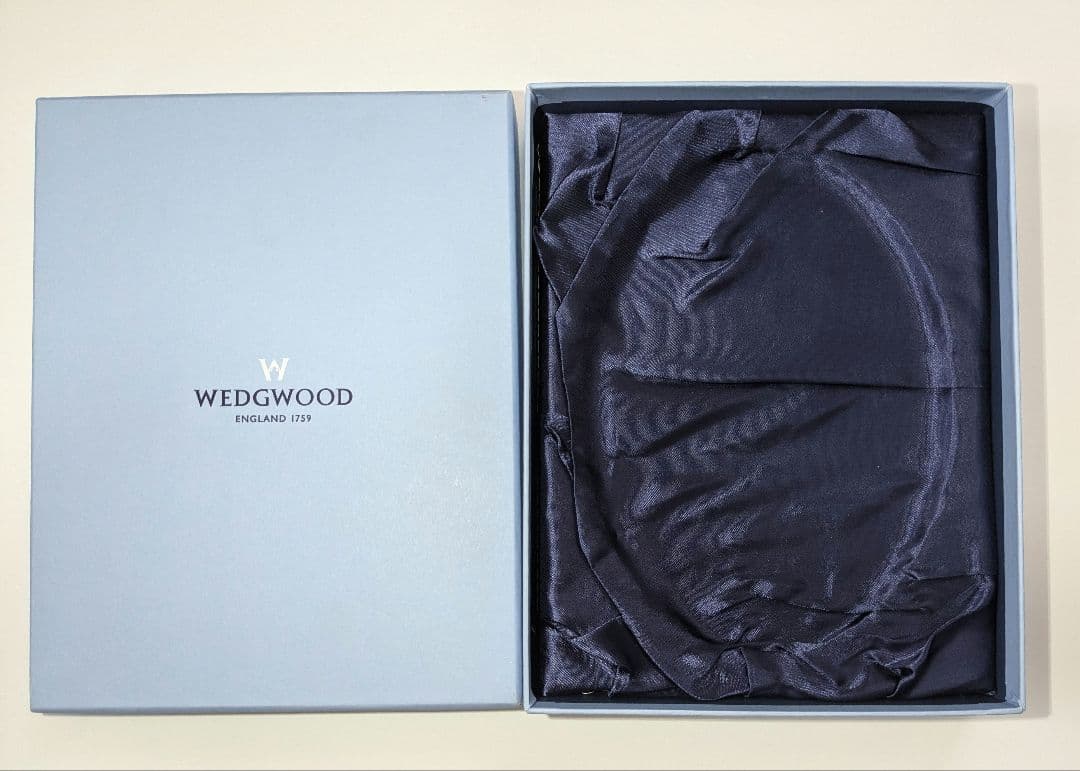 【直筆サイン付/世界1000個数限定品】ウェッジウッド　メダリオントレイ【箱付】