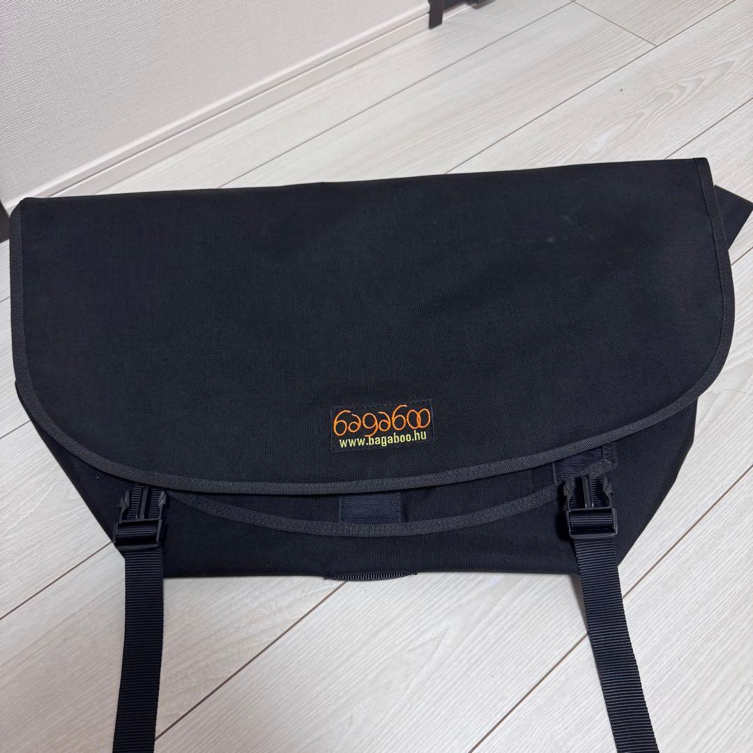 美品　bagaboo メッセンジャーバッグ 黒　blue lug メッセンジャー