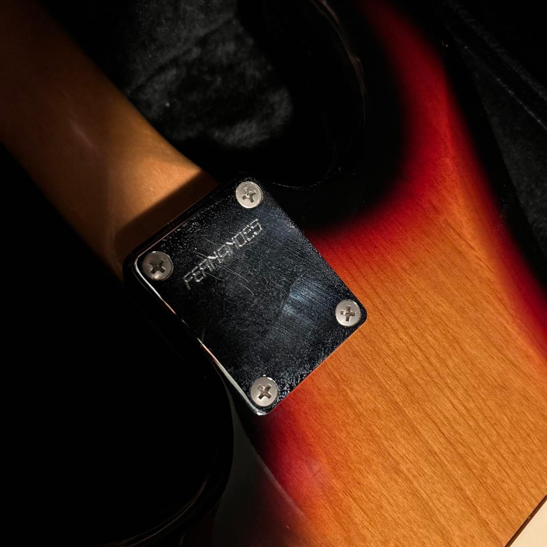 フェルナンデス　FERNANDES ストラトキャスター