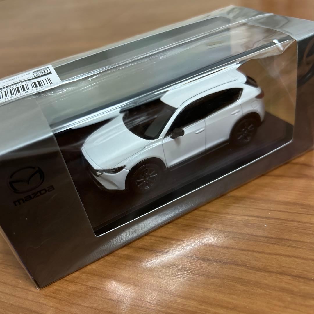 CX5フィールドジャーニー 1/43新品未開封スノーフレイクホワイトパールマイカ