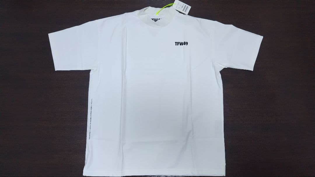 新品未使用　TFW49 ホワイトシャツ メンズウェア　モックネック