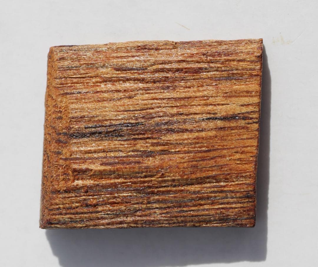 香木 古渡命銘木「浅緑」小分け 約0.54g 伽羅 お香 沈香奇南 奇楠